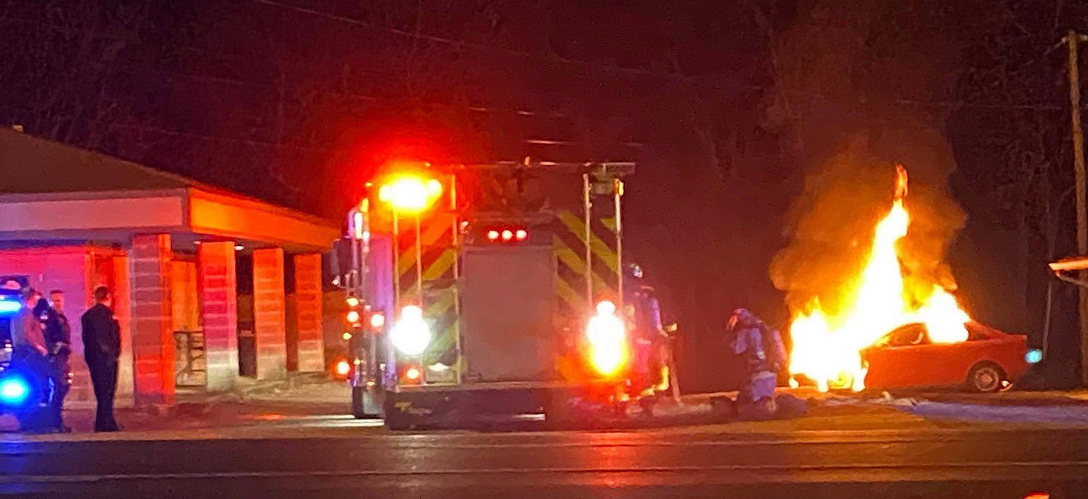 Car fire extinguished